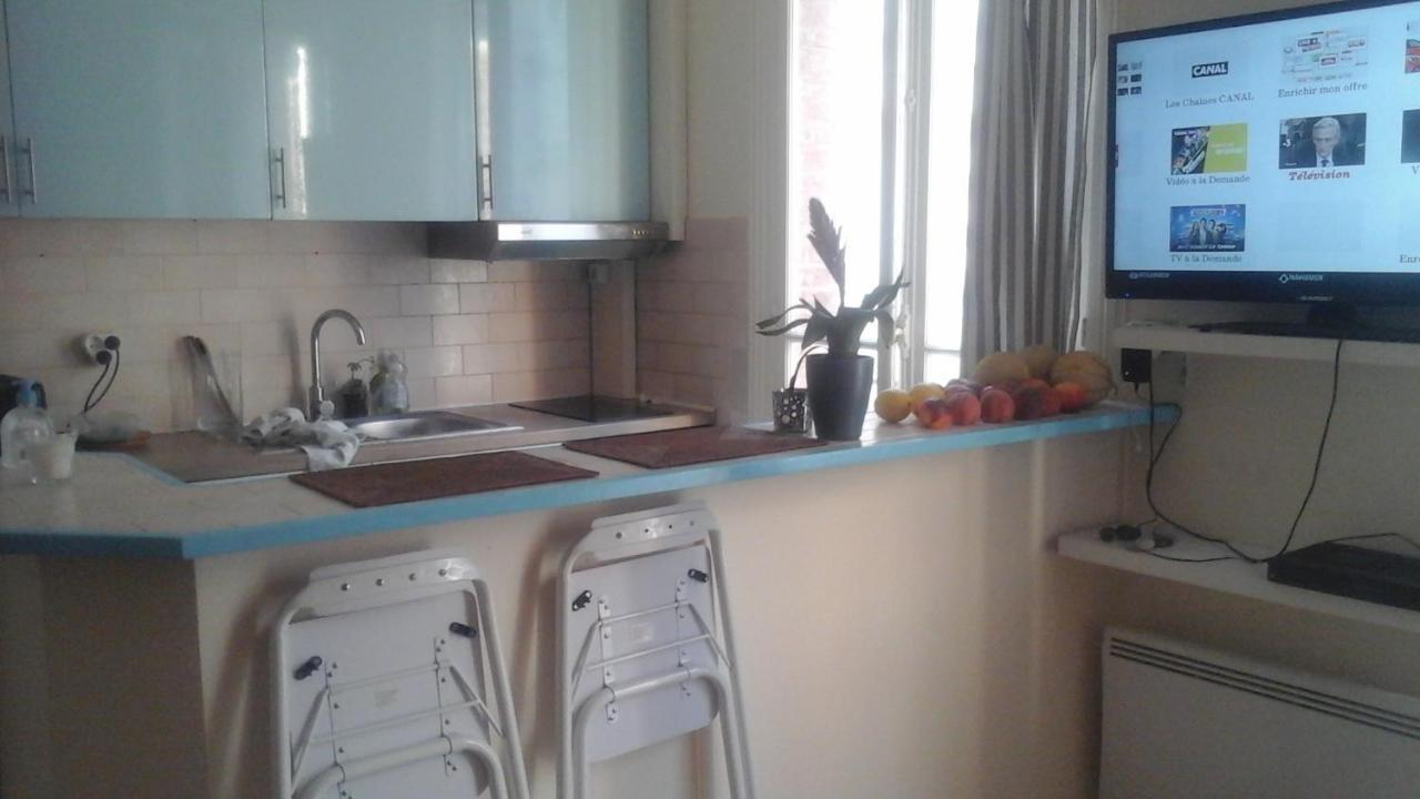 Trouville Centre 2 Pieces Balcon Sur Plage A 30 Metres Apartment Ngoại thất bức ảnh